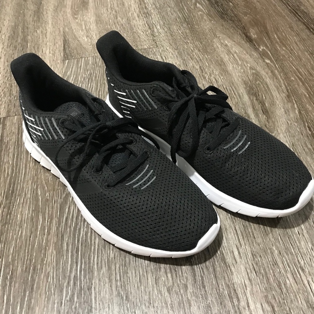Adidas - Women Tennis Shoes (black)
